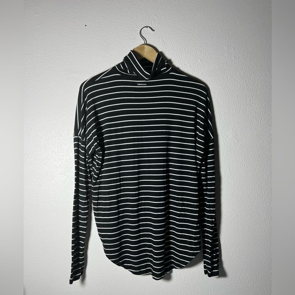 MICHAEL KORS turtle neck women’s size small - Picture 2 of 4